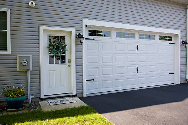 24/7 Emergency Garage Door Panel Replacement experts in Thomasville, AL